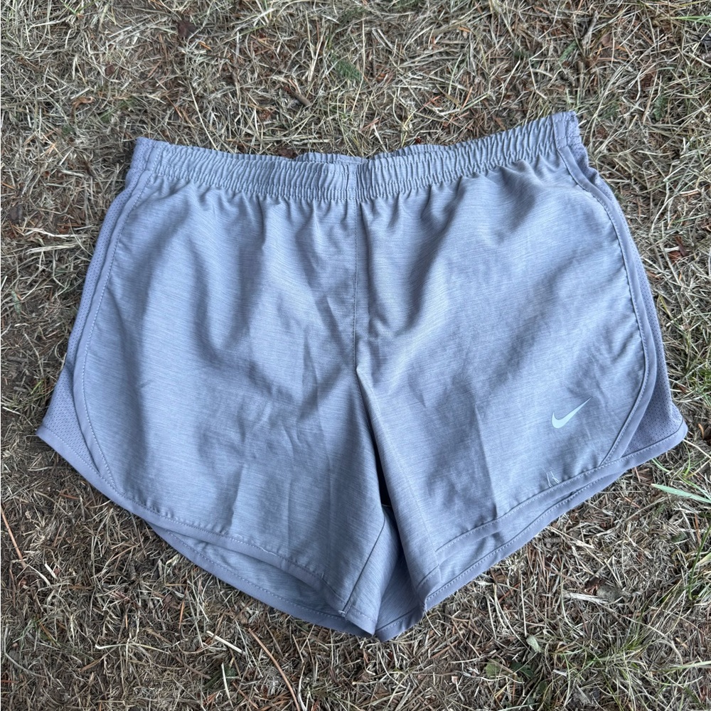Nike dri-fit grey workout shorts youth large